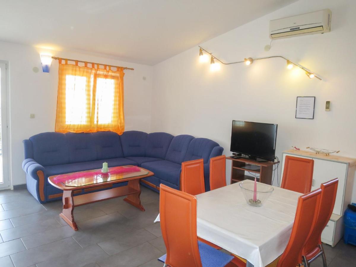 Apartment Ivanka 2 By Interhome Jasenice  Εξωτερικό φωτογραφία