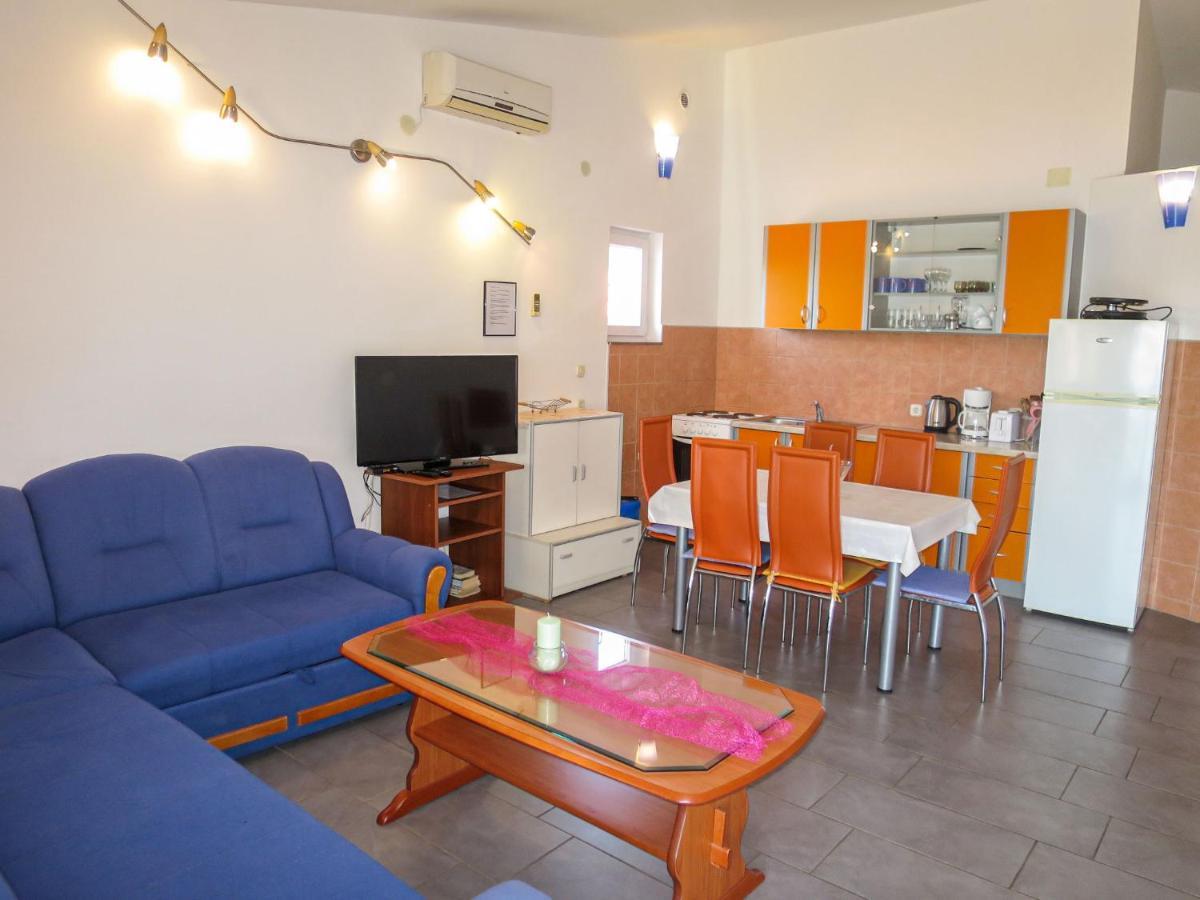 Apartment Ivanka 2 By Interhome Jasenice  Εξωτερικό φωτογραφία